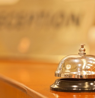 Do Unusual Hotels Have Lower Market Value?