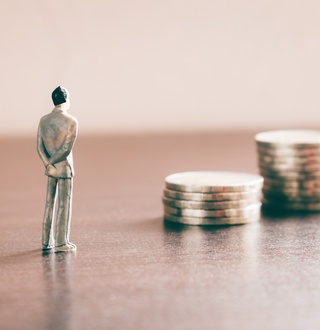 GIVE ME MORE! COLLATERAL VERSUS SCREENING IN LENDING RELATIONSHIPS
